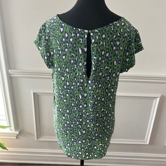 Joie Rancher 100% Silk Blouse Rancher Animal Leopard Print Green Blue White - Picture 3 of 4